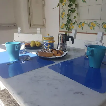 Con I Piedi Nell'acqua Apartment