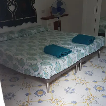 Con I Piedi Nell'acqua Apartment